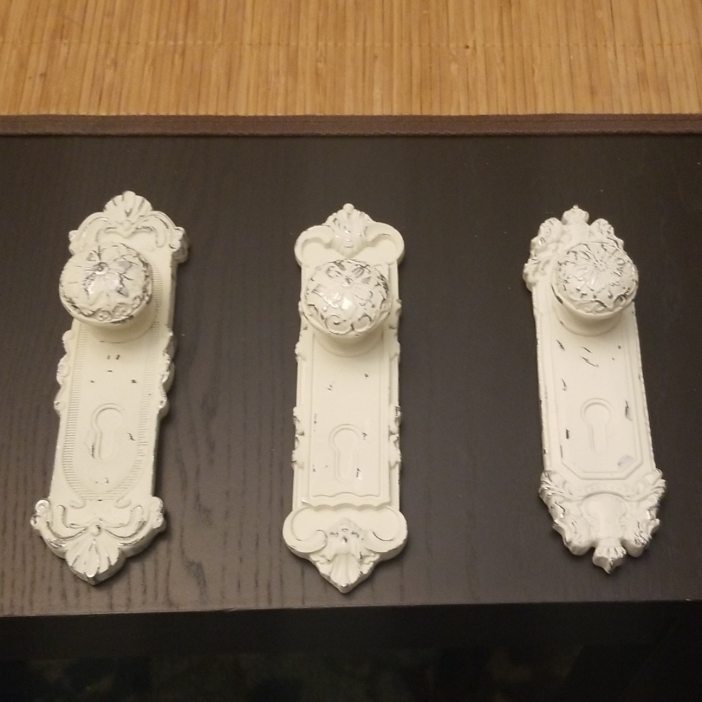 Set of 3 door knock hooks